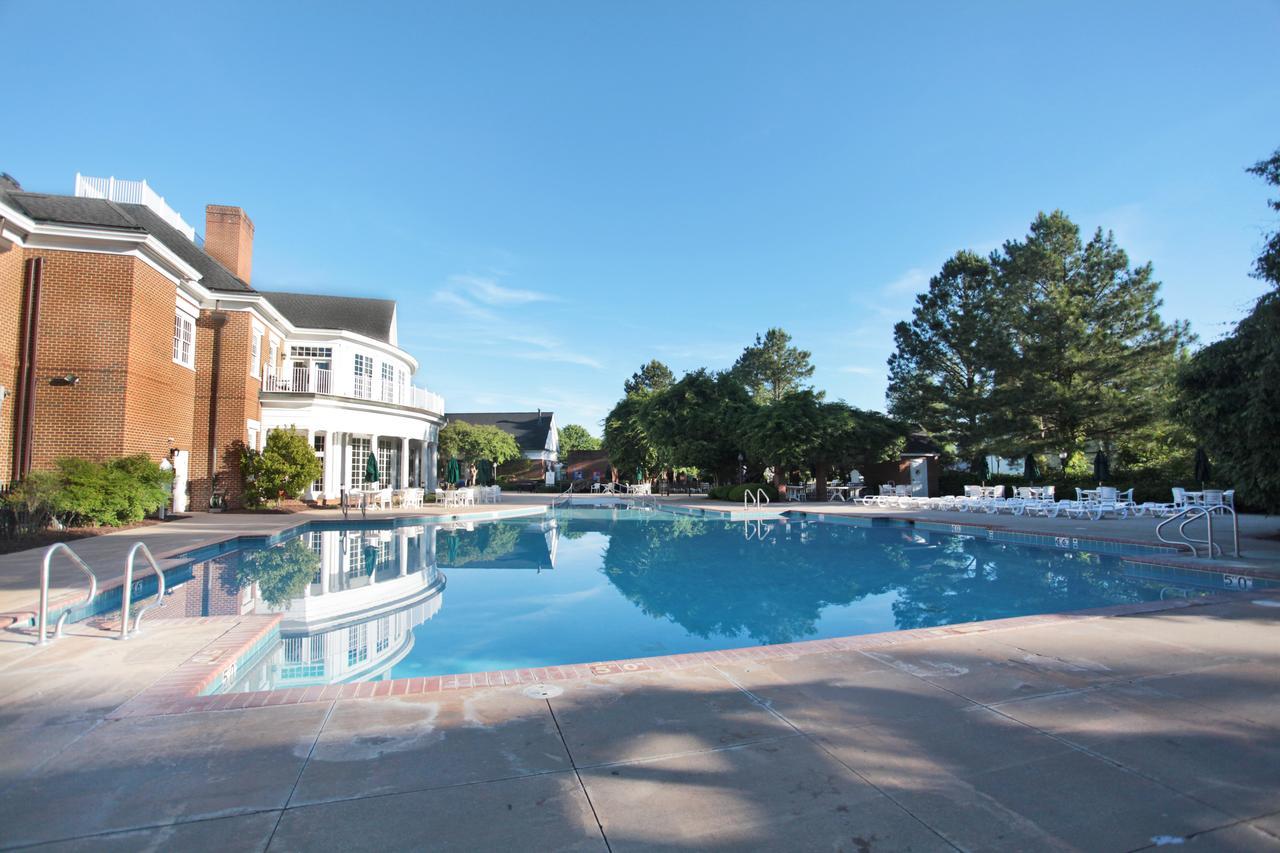 Resort At 4*